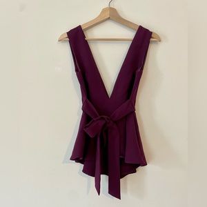 Lulu’s V neckline top